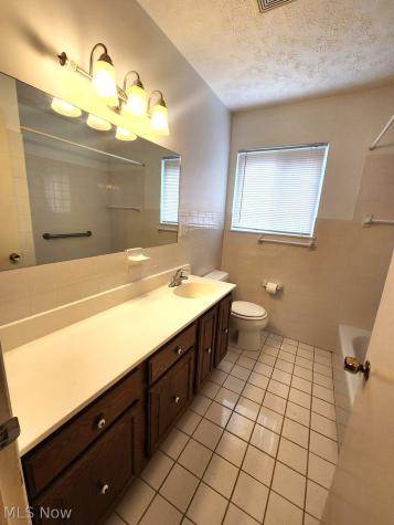 270 Michigan Avenue Elyria OH 44035