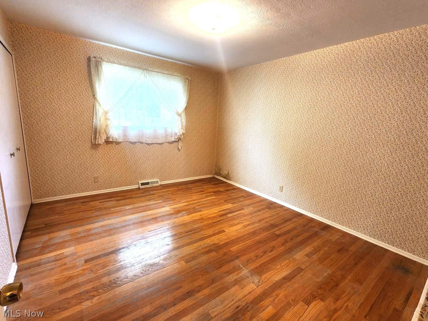 270 Michigan Avenue Elyria OH 44035
