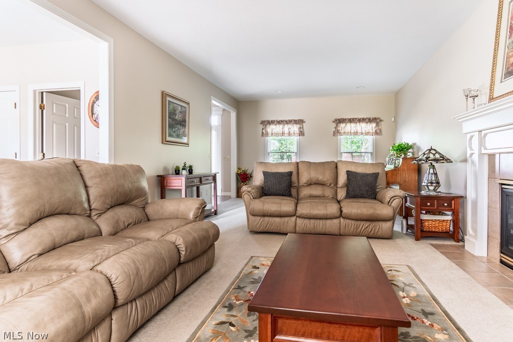 5808 Shallow Creek Avenue Louisville OH 44641