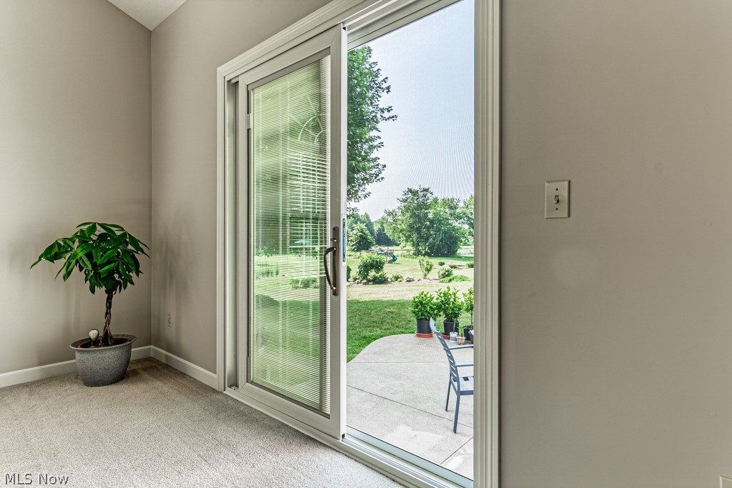 5808 Shallow Creek Avenue Louisville OH 44641