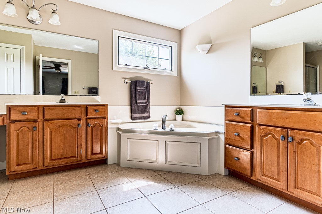 5808 Shallow Creek Avenue Louisville OH 44641