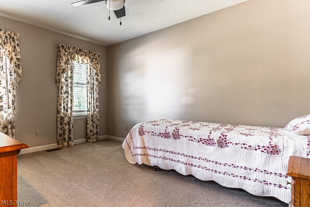 5808 Shallow Creek Avenue Louisville OH 44641