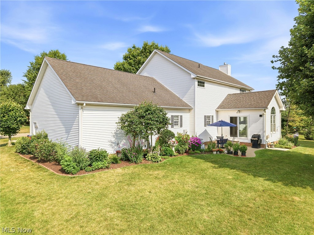 5808 Shallow Creek Avenue Louisville OH 44641
