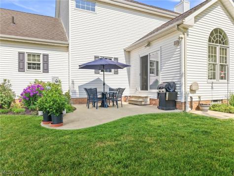 5808 Shallow Creek Avenue Louisville OH 44641