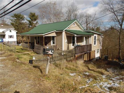 718 Cisler Drive Marietta OH 45750