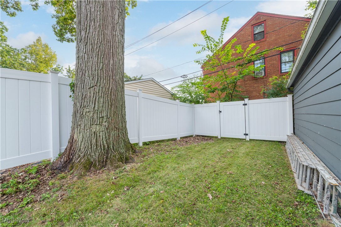 1948 Staunton Road Cleveland Heights OH 44118