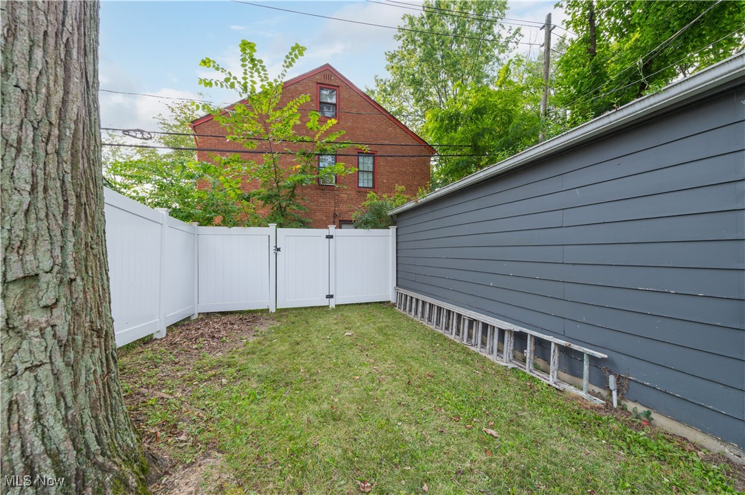1948 Staunton Road Cleveland Heights OH 44118