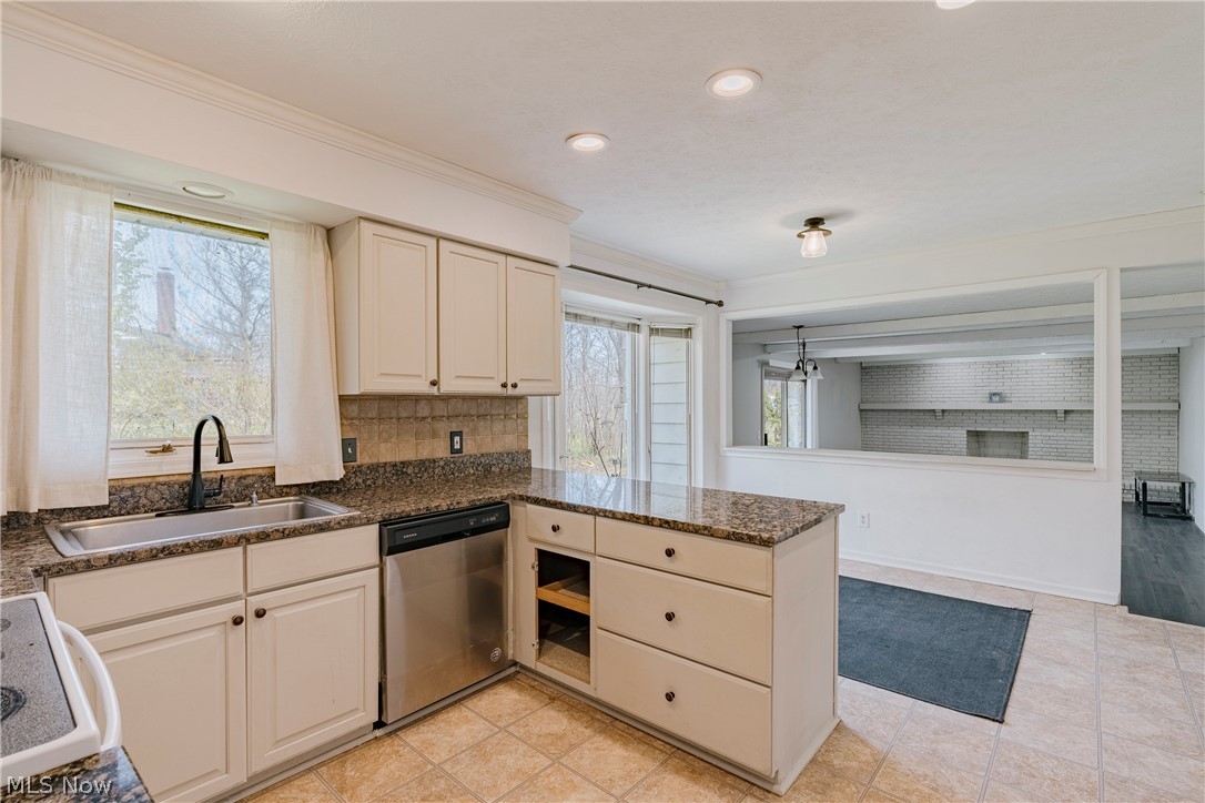 5880 Deepwood Trail Solon OH 44139