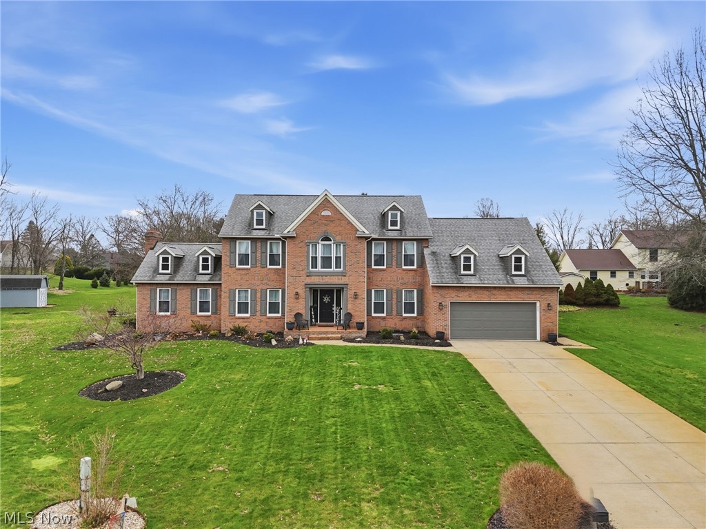 Uniontown OH, 1576 Kings Arms Circle NW