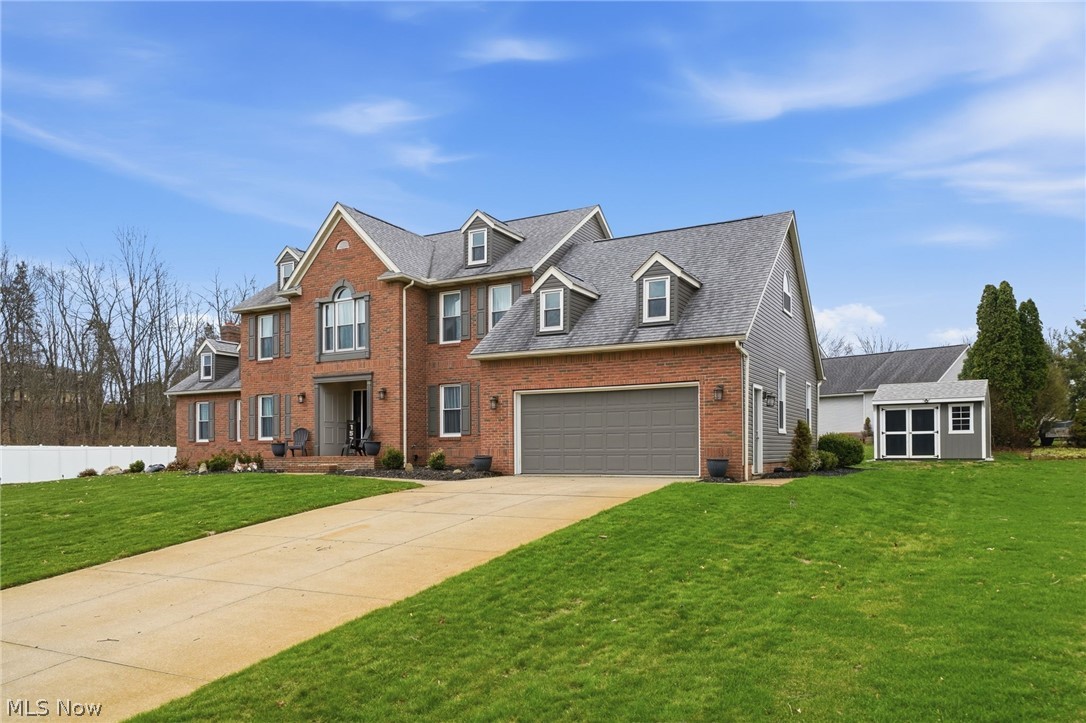 1576 Kings Arms Circle NW Uniontown OH 44685