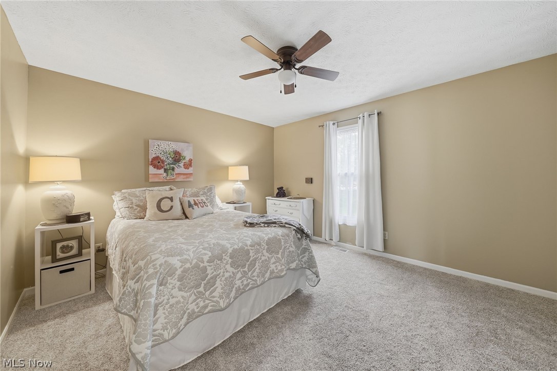 1576 Kings Arms Circle NW Uniontown OH 44685