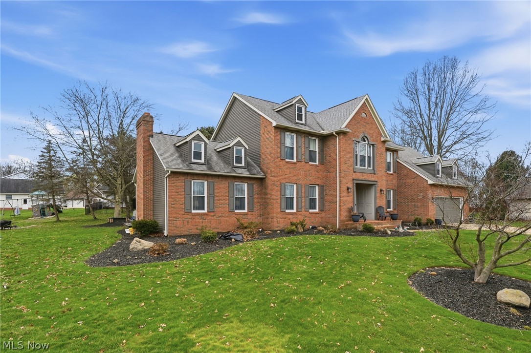 1576 Kings Arms Circle NW Uniontown OH 44685