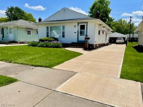 28634 Forest Road Willowick OH 44095