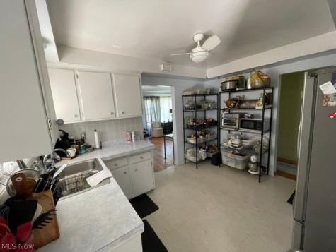 28634 Forest Road Willowick OH 44095