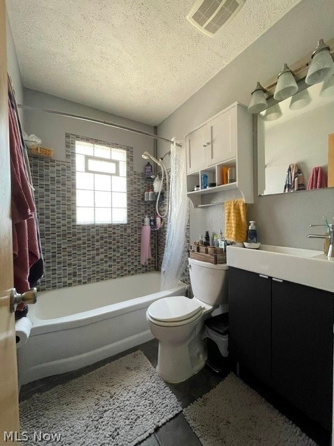 28634 Forest Road Willowick OH 44095