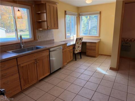 4694 Maple Lane North Royalton OH 44133