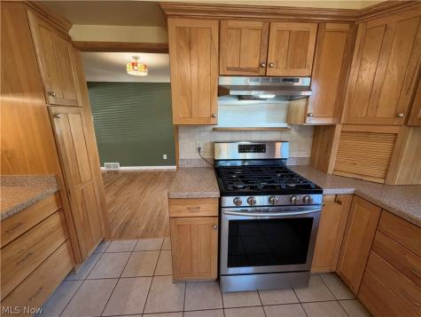 4694 Maple Lane North Royalton OH 44133