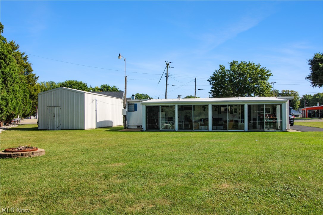 2825 W Risingsun Road Port Clinton OH 43452