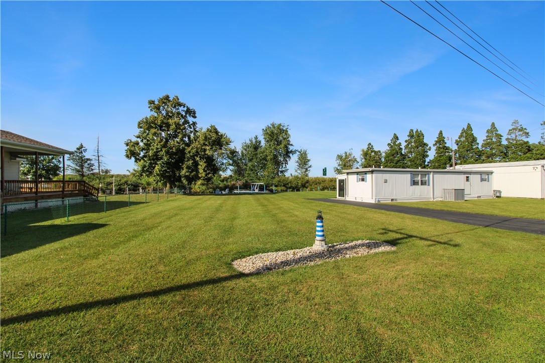 2825 W Risingsun Road Port Clinton OH 43452