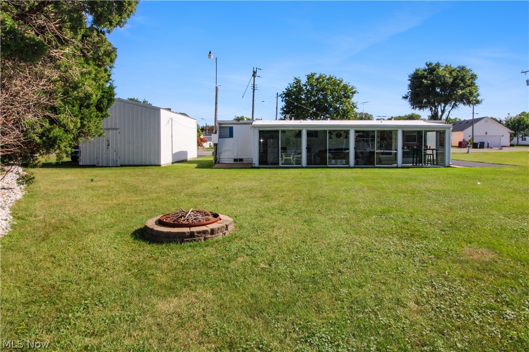 2825 W Risingsun Road Port Clinton OH 43452