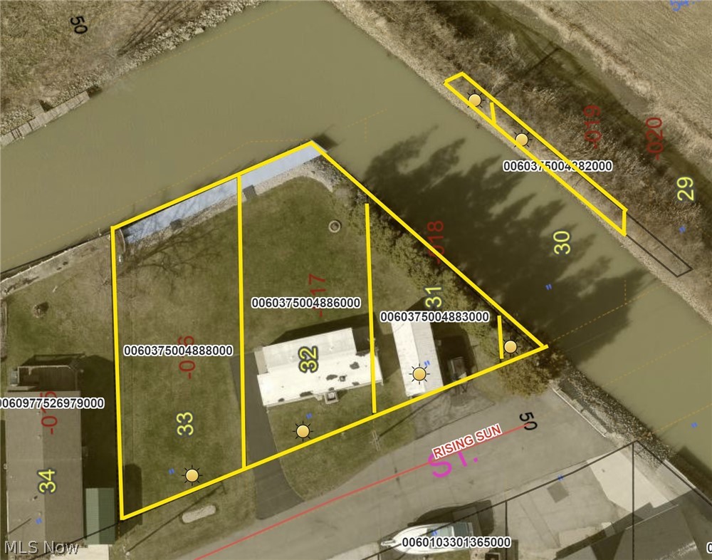 2825 W Risingsun Road Port Clinton OH 43452
