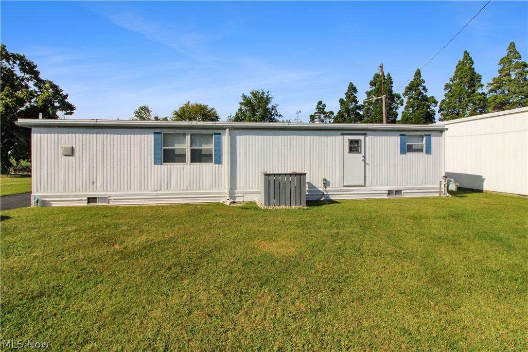 2825 W Risingsun Road Port Clinton OH 43452