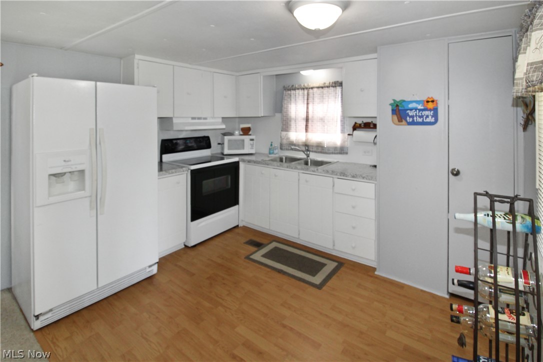 2825 W Risingsun Road Port Clinton OH 43452