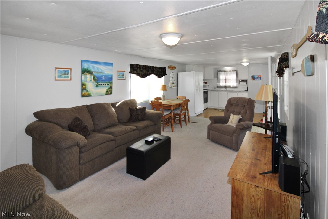 2825 W Risingsun Road Port Clinton OH 43452