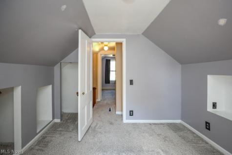 504 E Maple Lane Ravenna OH 44266