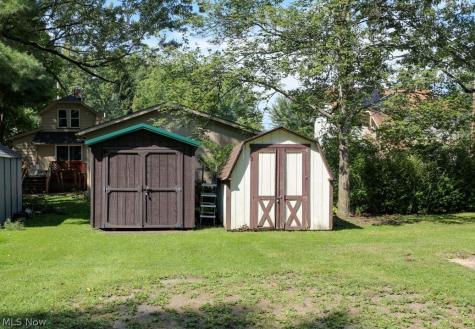 504 E Maple Lane Ravenna OH 44266