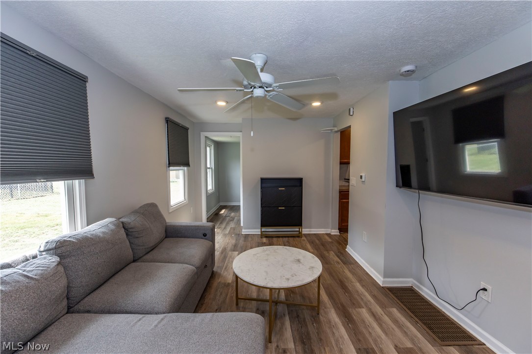 2284 Markey Street Akron OH 44319