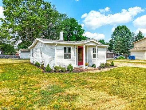 2284 Markey Street Akron OH 44319