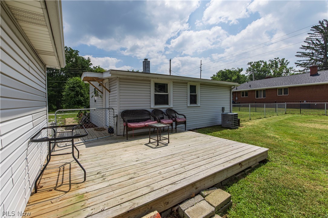 2284 Markey Street Akron OH 44319