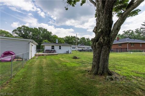 2284 Markey Street Akron OH 44319