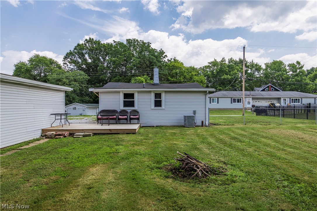 2284 Markey Street Akron OH 44319