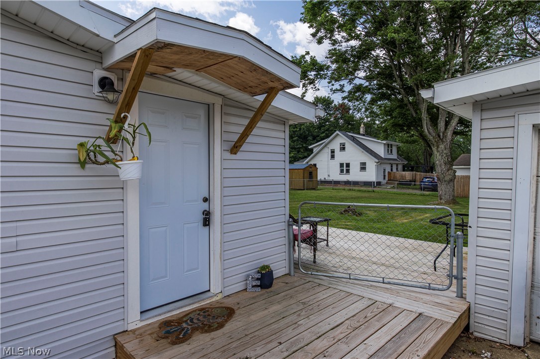 2284 Markey Street Akron OH 44319
