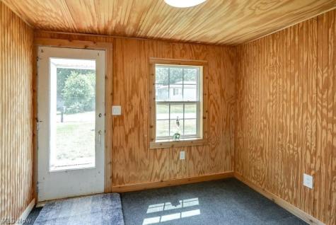 2284 Markey Street Akron OH 44319