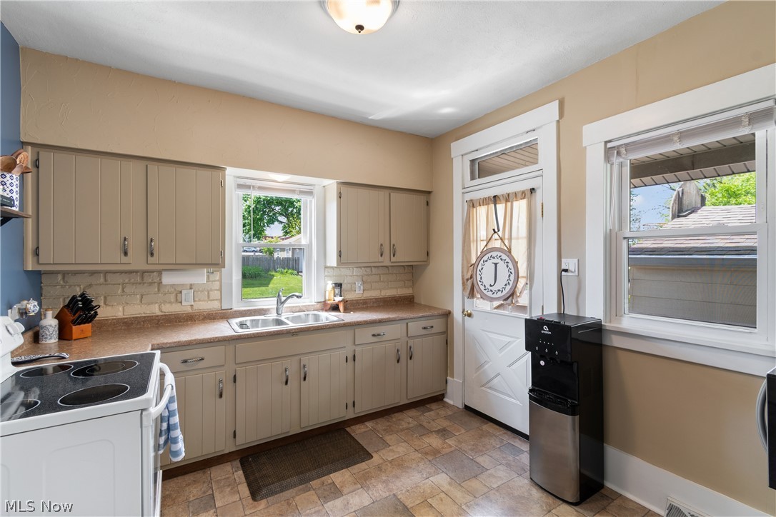 217 Bachtel Street SE North Canton OH 44720