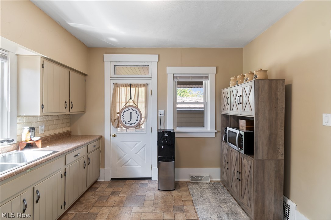 217 Bachtel Street SE North Canton OH 44720