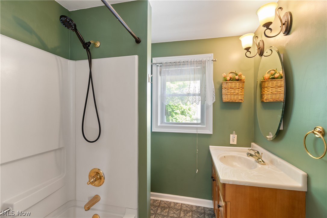 217 Bachtel Street SE North Canton OH 44720