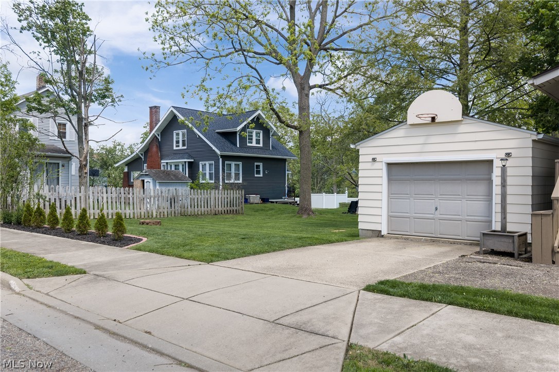 217 Bachtel Street SE North Canton OH 44720