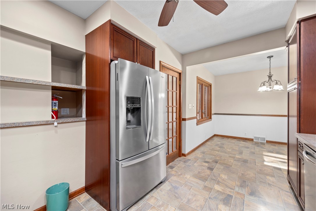 5254 Clinton Avenue Lorain OH 44055