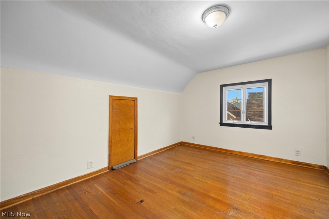 5254 Clinton Avenue Lorain OH 44055