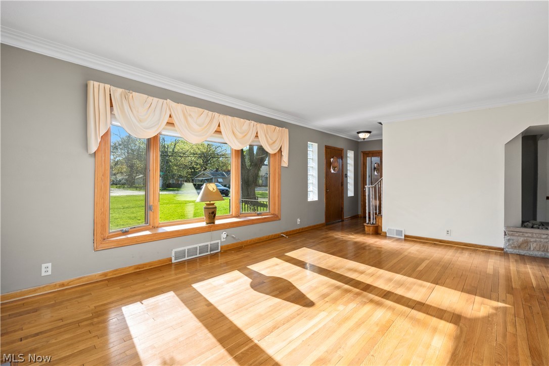 5254 Clinton Avenue Lorain OH 44055