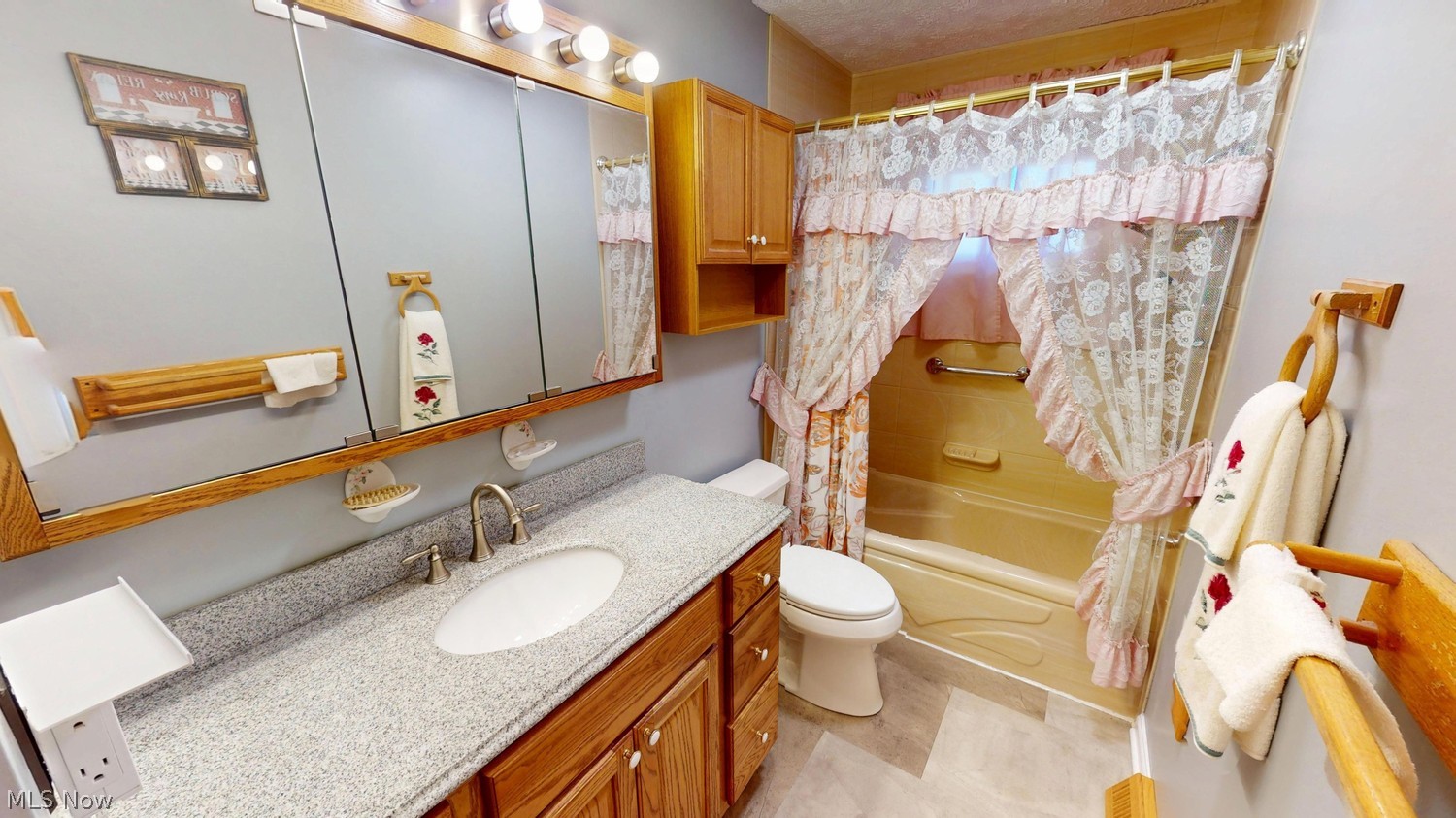 4065 Hilltop Drive Brunswick OH 44212