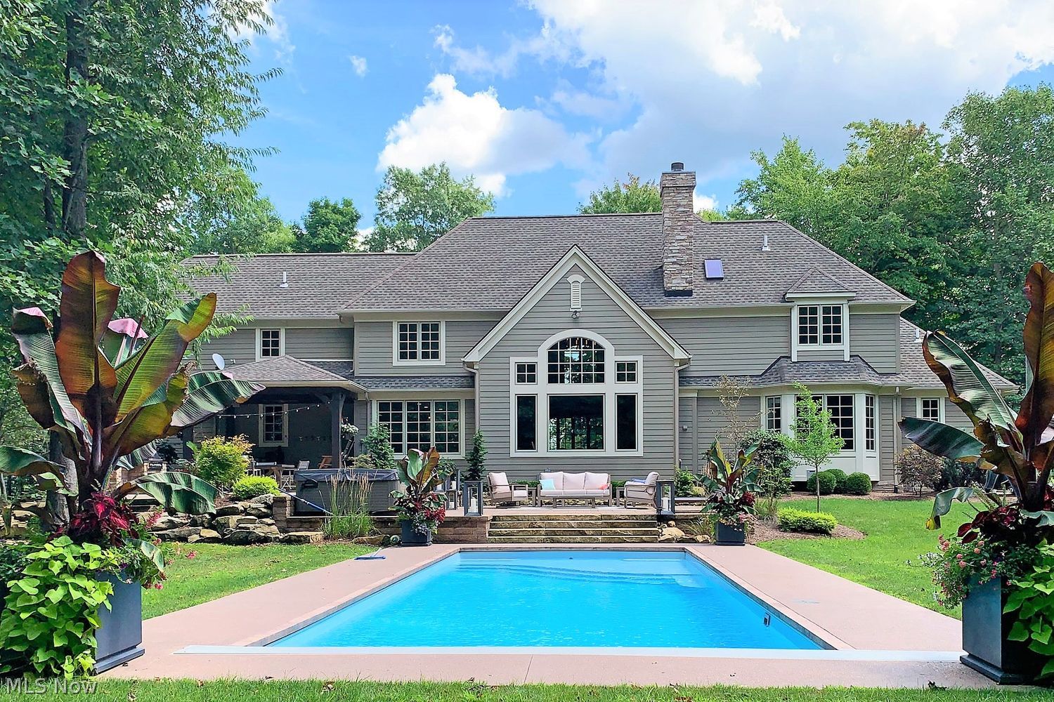 8159 Devon Court Chagrin Falls OH 44023