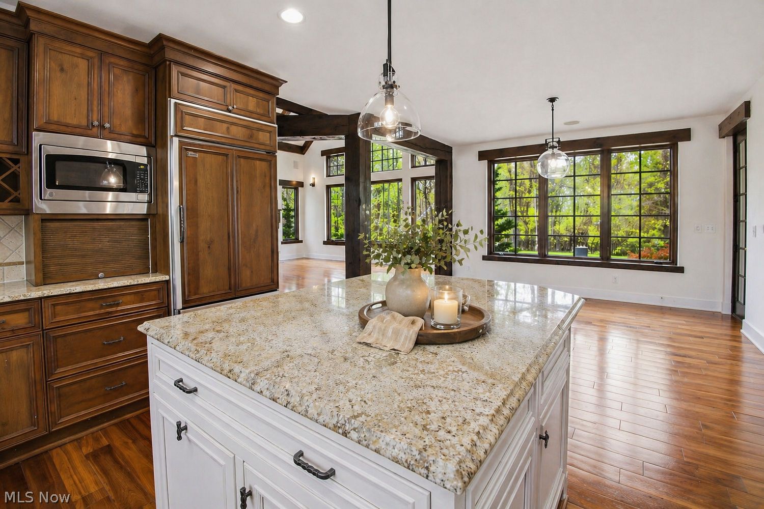 8159 Devon Court Chagrin Falls OH 44023
