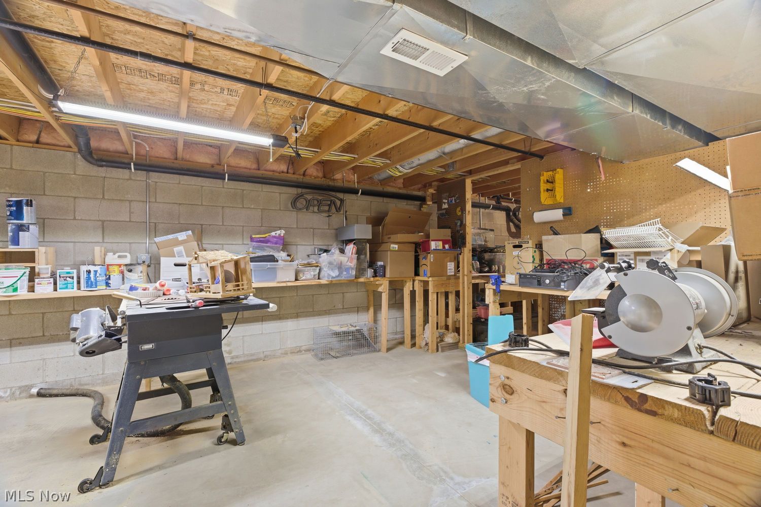 8904 Dean Road Vermilion OH 44089