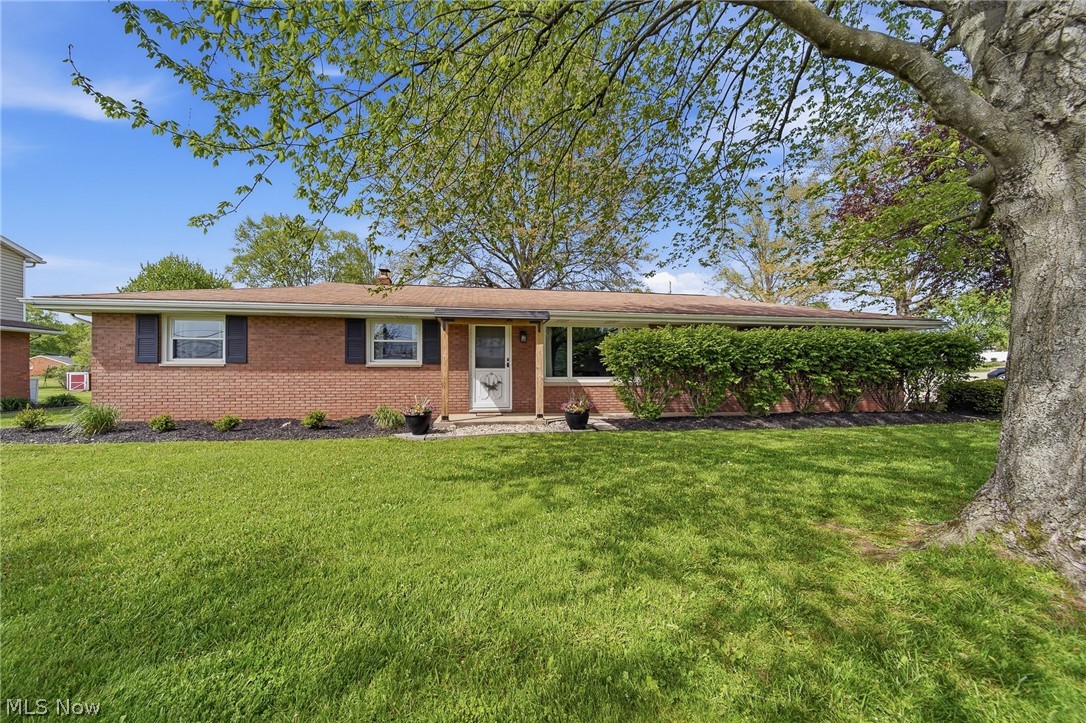 3295 Easton Street NE Canton OH 44721