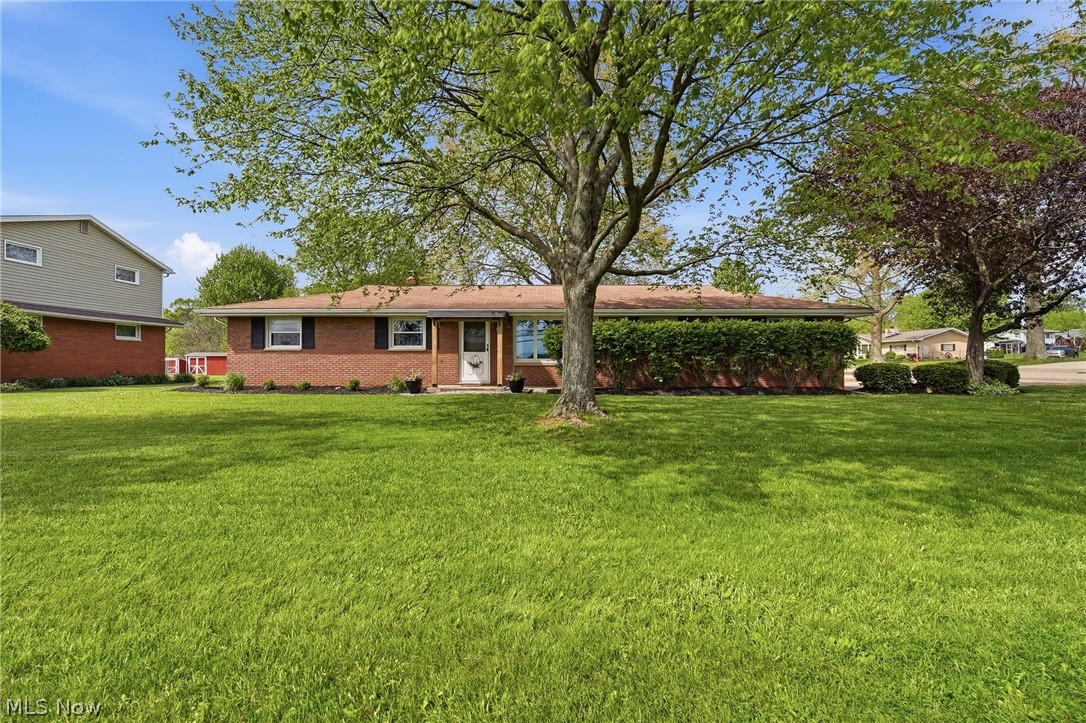 3295 Easton Street NE Canton OH 44721